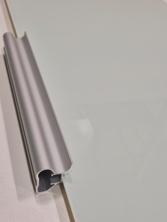 Grønt glass med aluminium tykk profil 220-270cm 3 dører (pris pr dør)