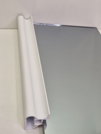 Sotet speil med hvit tykk profil 180-220cm 3 dører (pris pr dør)