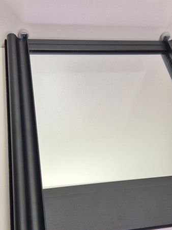 Klart speil med sort tykk profil 180-220cm 3 dører (pris pr dør)