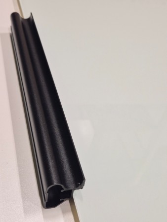 Grønt glass med sort tykk profil 210-251cm (pris pr dør)