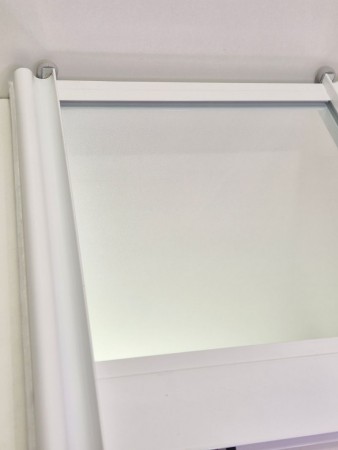 Klart speil med hvit tykk profil 150-180cm (pris pr dør)