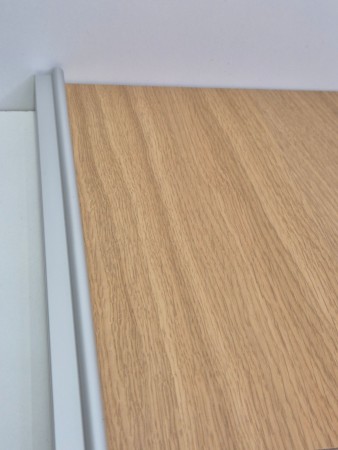 Eik med aluminium smal profil 360-420cm 4 dører (pris pr dør)